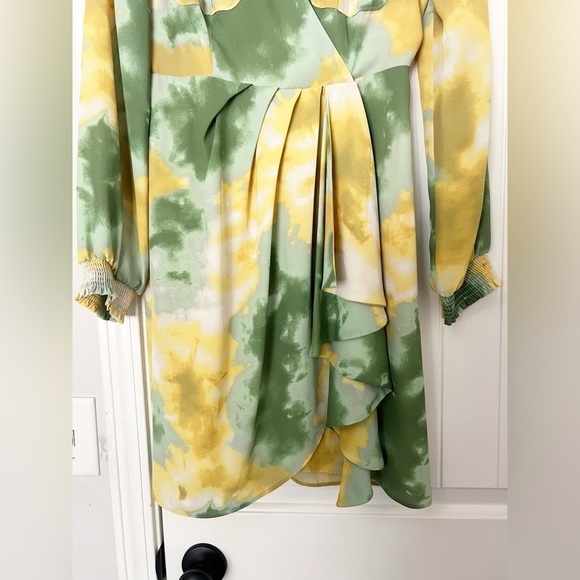 Toccin NY Tie Dye Wrap Front Long Sleeve Shirtdress Leaf Tie Dye - Picture 6 of 10